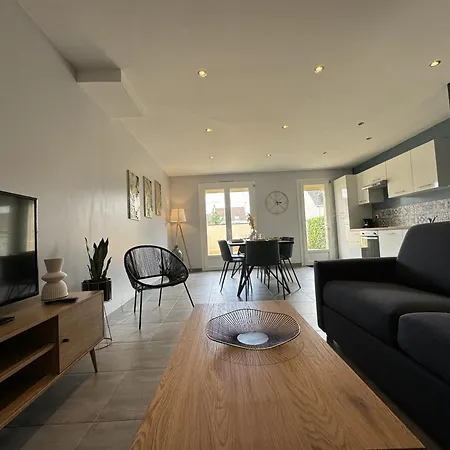 Tatil Evi Maison Des Tourelles - 6pers - Wifi - Reve Au Mans *