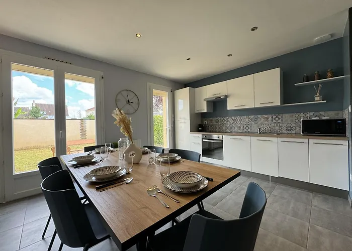 Casa de Férias Maison Des Tourelles - 6pers - Wifi - Reve Au Mans *